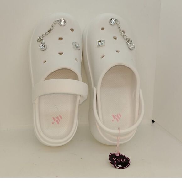 YVO Cr@cs Womens NEW w/Tags White Embellished Faux Rhinestone Clogs - sz. L - Picture 3 of 4